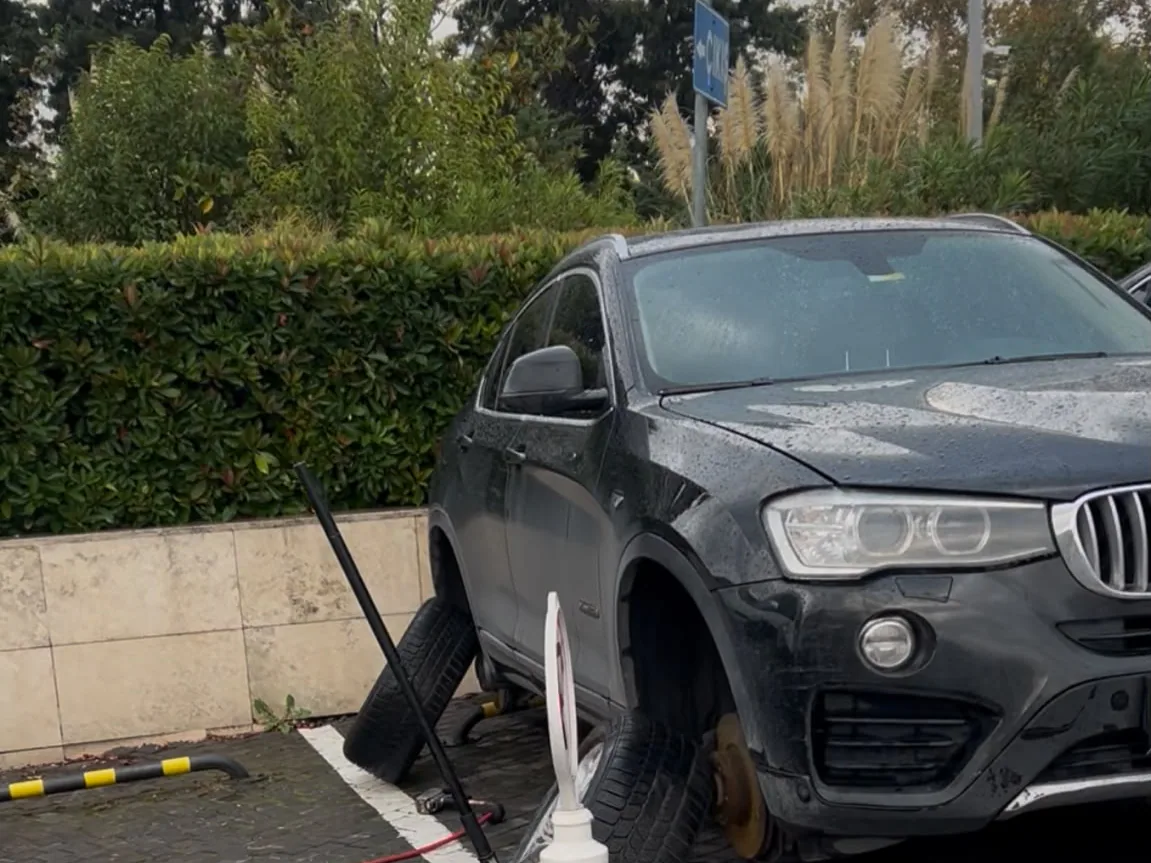İstanbul'da ekipmanlı mobil lastik servisi aracı müdahaleye hazır